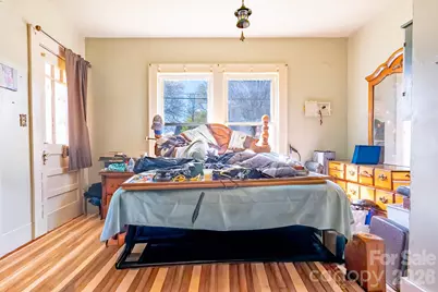 218 W 28th Street, Newton, NC 28658 - Photo 7