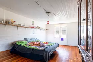 218 W 28th St, Newton, NC 28658 - Photo 9