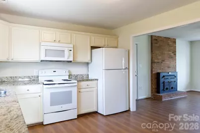 101 Woodland Drive, Clover, SC 29710 - Photo 7