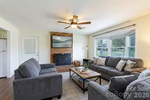 101 Woodland Dr, Clover, SC 29710 - Photo 3