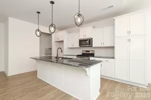 1391 Links Crossing Dr, Monroe, NC 28112 - Photo 7