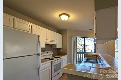 8137 Cedar Glen Drive, Charlotte, NC 28212 - Photo 9