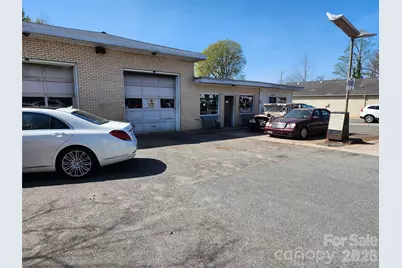 20904 Catawba Avenue, Cornelius, NC 28031 - Photo 1