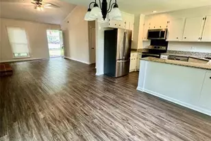 2423 Emstead Ct, Charlotte, NC 28210 - Photo 3