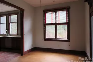 373 Shumont Rd, Black Mountain, NC 28711 - Photo 5