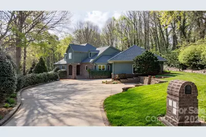 421 18th Avenue Lane NW, Hickory, NC 28601 - Photo 3