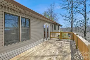 416 Kanasgowa Dr, Brevard, NC 28712 - Photo 3