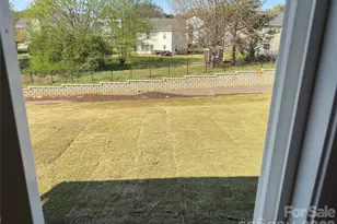 184 Rock Ave, Statesville, NC 28625 - Photo 9