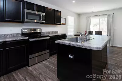 4208 Bowline Drive, Charlotte, NC 28269 - Photo 7