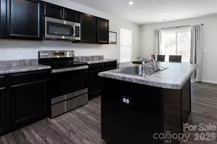 4208 Bowline Dr, Charlotte, NC 28269 - Photo 7