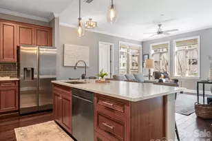 230 S Tryon St, Charlotte, NC 28202 - Photo 5