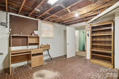 401 E End Avenue, Statesville, NC 28677 - Photo 31