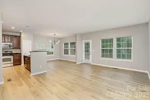 121 Inlet Point Dr, Tega Cay, SC 29708 - Photo 5