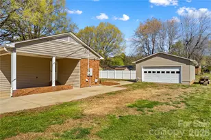 408 Sides St, Rockwell, NC 28138 - Photo 3