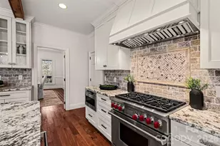 3301 Foxridge Rd, Charlotte, NC 28226 - Photo 15