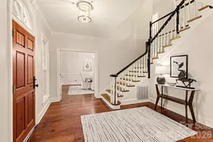 3301 Foxridge Rd, Charlotte, NC 28226 - Photo 5