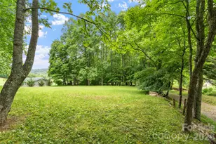 33 Copper Penny Ln, Burnsville, NC 28714 - Photo 35