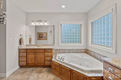 7832 Chapel Creek Drive, Denver, NC 28037 - Photo 17