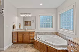 7832 Chapel Creek Dr, Denver, NC 28037 - Photo 17