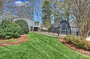 6021 Carpenter Dr, Charlotte, NC 28226 - Photo 3