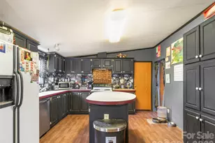 401 Azalea Cir, Marshall, NC 28753 - Photo 13