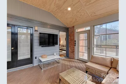 7244 Terrace Drive, Charlotte, NC 28211 - Photo 13
