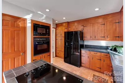 7244 Terrace Drive, Charlotte, NC 28211 - Photo 15