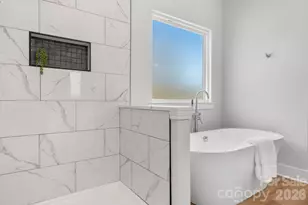 1213 Creek Side Dr, Conover, NC 28613 - Photo 25