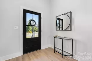 1213 Creek Side Dr, Conover, NC 28613 - Photo 5