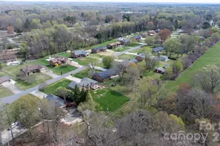 715 Sunridge Dr, Lincolnton, NC 28092 - Photo 33