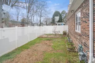 691 Carlton Dr, Gastonia, NC 28054 - Photo 29