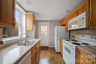 26 Cedar Hill Rd, Asheville, NC 28806 - Photo 23