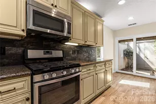 141 Greenridge Rd, Clover, SC 29710 - Photo 9