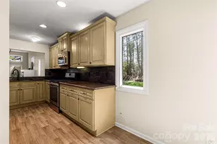 141 Greenridge Rd, Clover, SC 29710 - Photo 11