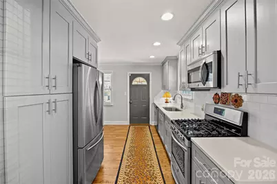 4828 Gilmore Drive, Charlotte, NC 28209 - Photo 7