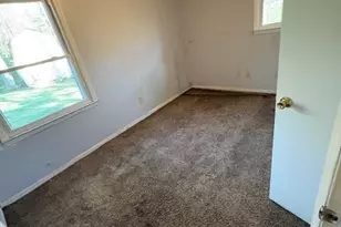 9727 Starwood Dr, Charlotte, NC 28215 - Photo 7