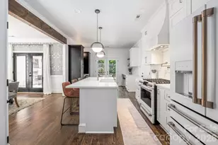 3605 Selwyn Farms Ln, Charlotte, NC 28209 - Photo 9