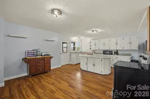 1095 Elm Cir, Granite Falls, NC 28630 - Photo 19