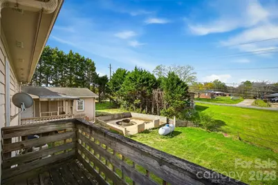 1095 Elm Circle, Granite Falls, NC 28630 - Photo 9