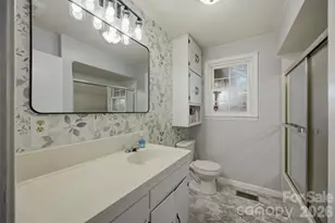 1095 Elm Cir, Granite Falls, NC 28630 - Photo 15