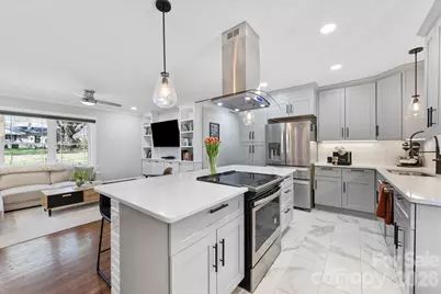 5018 Jackson Drive, Charlotte, NC 28269 - Photo 7