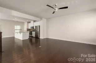 2025 Birchside Dr, Charlotte, NC 28205 - Photo 9