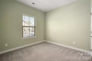 2025 Birchside Dr, Charlotte, NC 28205 - Photo 27