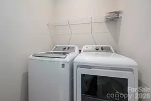 2025 Birchside Dr, Charlotte, NC 28205 - Photo 27