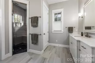 450 Barrington Dr, Asheville, NC 28803 - Photo 19