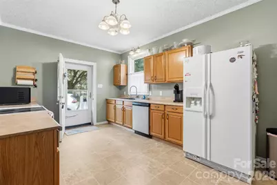 207 Oak Avenue, Hamlet, NC 28345 - Photo 11