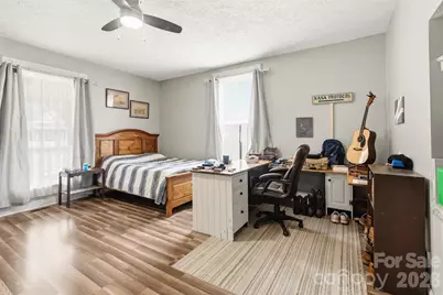 207 Oak Avenue, Hamlet, NC 28345 - Photo 23