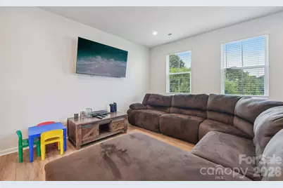 1134 Keydet Drive, Charlotte, NC 28216 - Photo 7