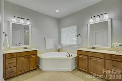 11521 Egrets Point Drive, Charlotte, NC 28278 - Photo 29