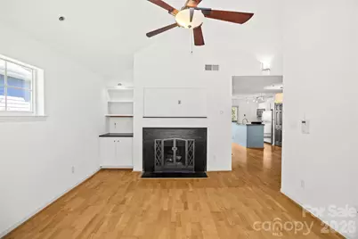 501 Olmsted Park Place #E, Charlotte, NC 28203 - Photo 7